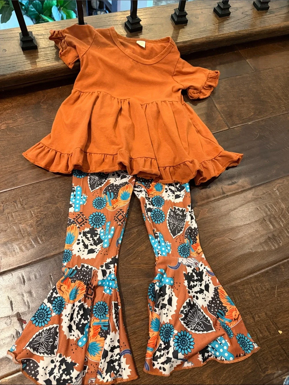Western bellbottoms & top set
